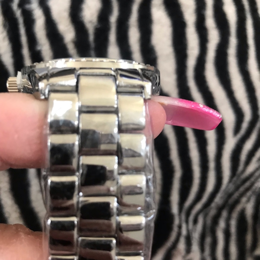 Guess Watch - Picture 5 of 8